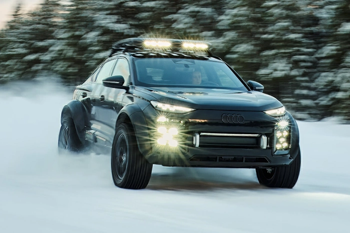 Audi Q6 e-tron offroad voorkant