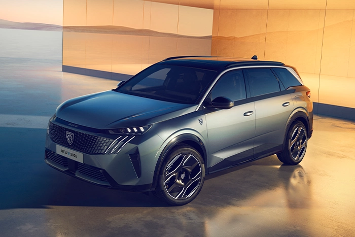 De nieuwe Peugeot e-5008