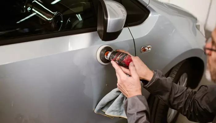 kosten auto polijsten en waxen