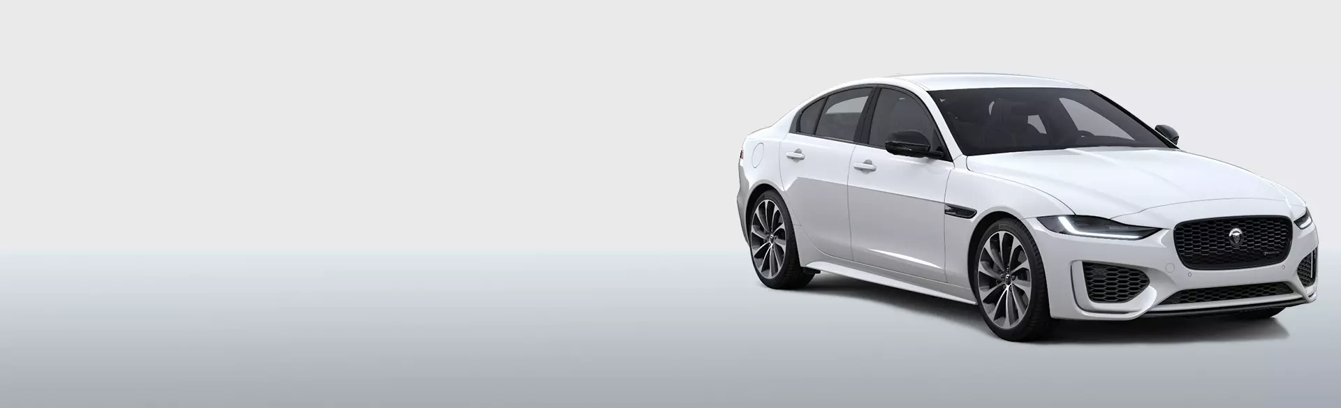 Jaguar XE R-Dynamic SE