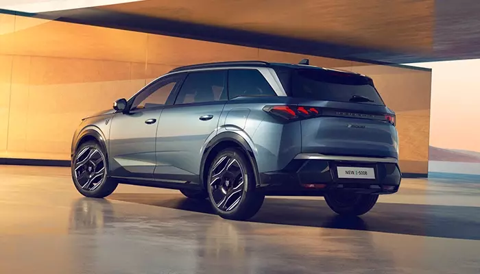 De nieuwe Peugeot 5008 Plug-In Hybrid