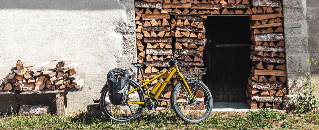 Santos SUB bepakt voor boerenschuur