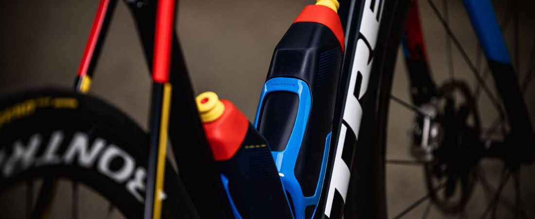 Trek Madone Team Replica with aero-cage and bottle