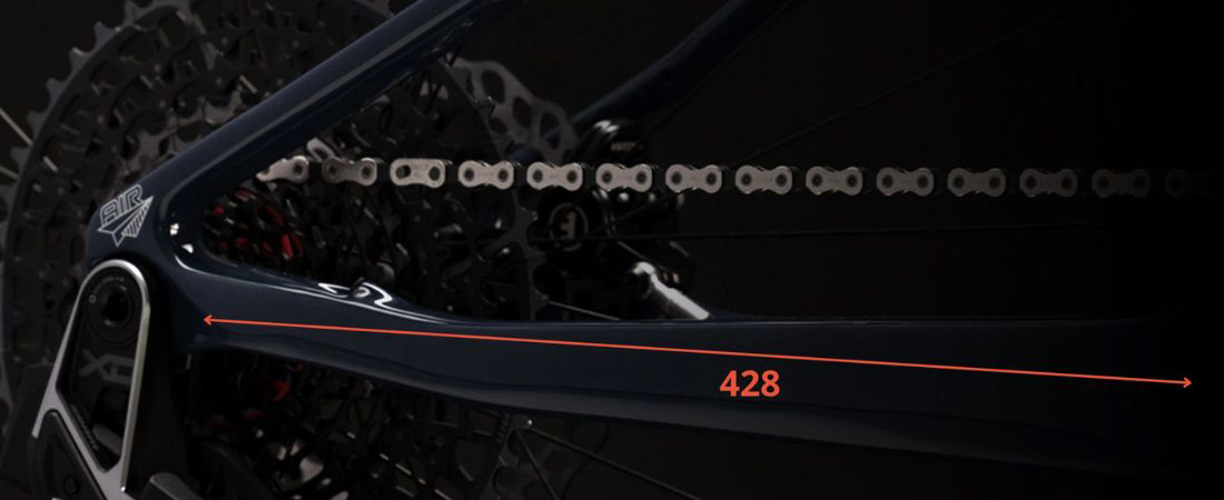 Lee Cougan 428 achtervork uitgelegd