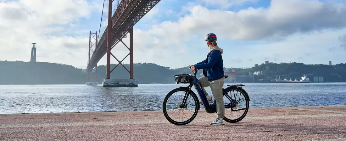 Giant NewTour E+ city e-bike